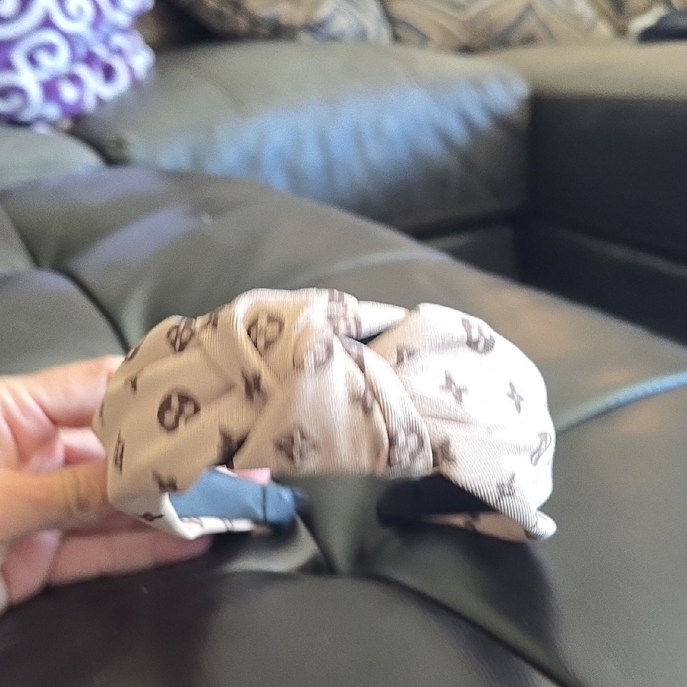 Headband Top Knot Beige and Brown Patterned - Picture 6 of 6